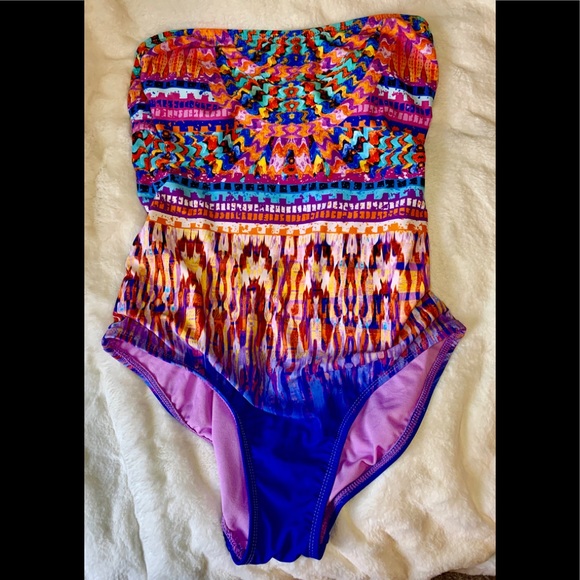 Other - Gorgeous One Piece Swimsuit